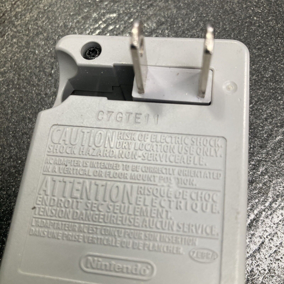 Official OEM Nintendo WAP-002 DSi XL 3DS AC Adapter Charger Power Supply Cable - Picture 2 of 6